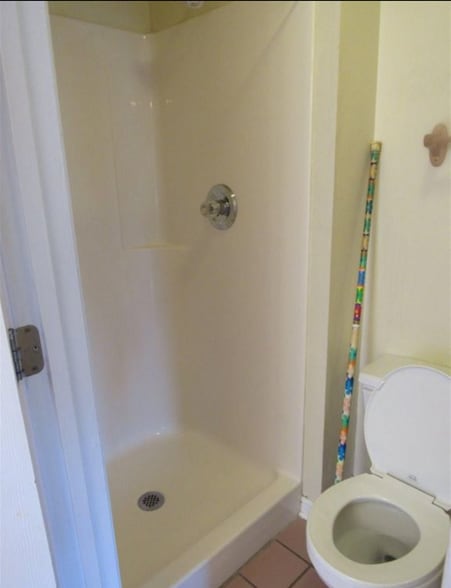 Building Photo - 1029 Bluebird Ln