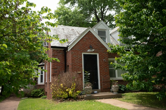 Primary Photo - 6600 Nottingham Ave