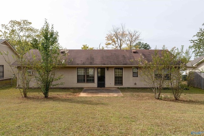 Building Photo - 107 Bridgestone Dr NE