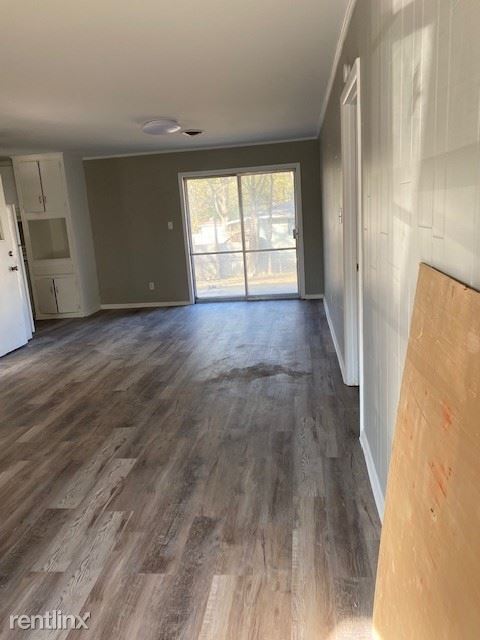 Building Photo - 3 br, 2 bath House - 2400 Bryan Drive