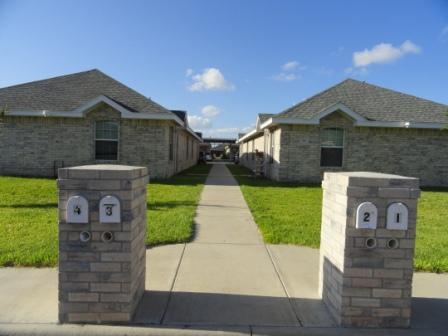 Building Photo - 2303 Moonlight Ln