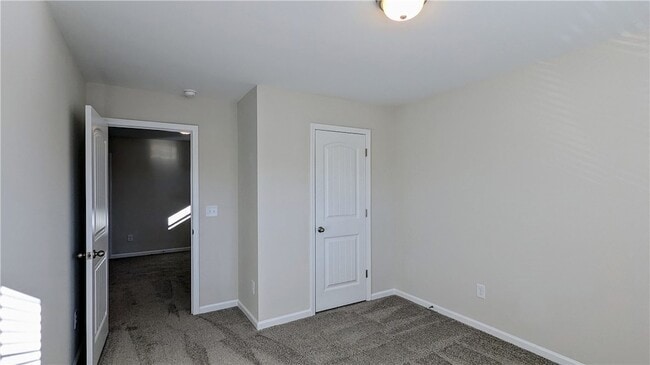 Building Photo - 405 Sonoma Ct
