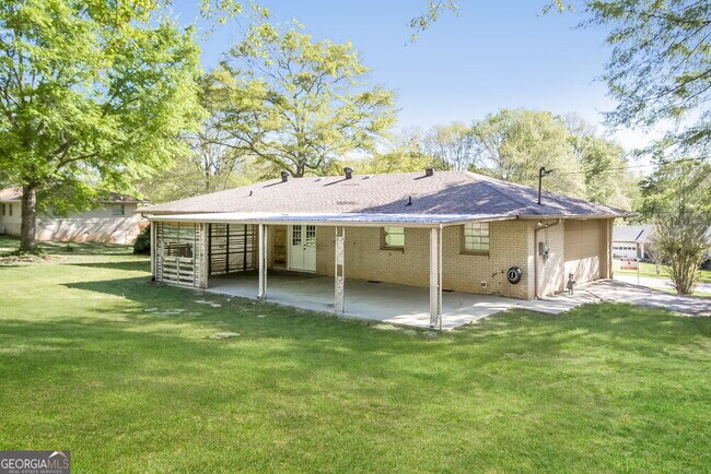 Building Photo - 3730 Sunny Hill Dr