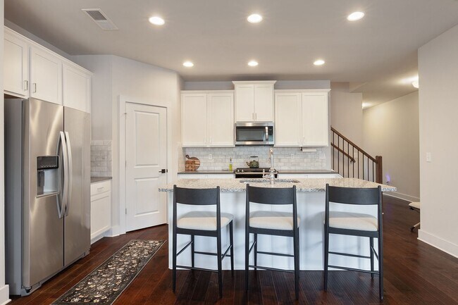 Building Photo - Modern Living in Heights at Grant Park – Prime Atlanta Location Near BeltLine & East Atlanta Village