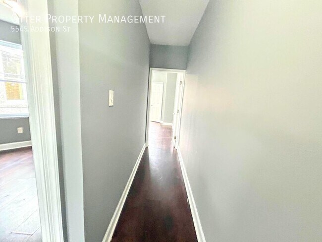 Building Photo - Spacious 3BR/1BA West Philly Home on Tranq...