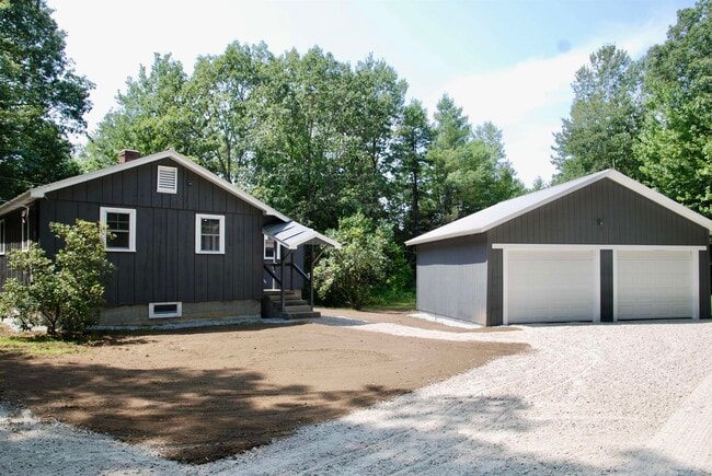 Primary Photo - 469 Mountain Rd