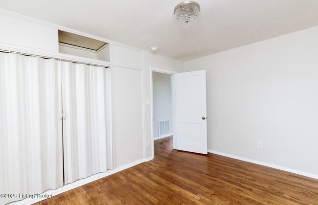 Building Photo - Partridge Run