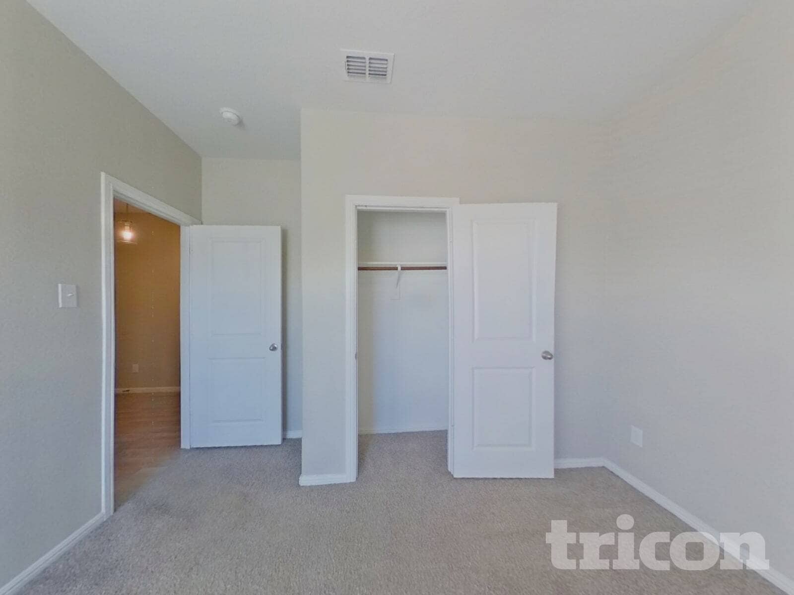 Building Photo - 532 Houndstooth Dr