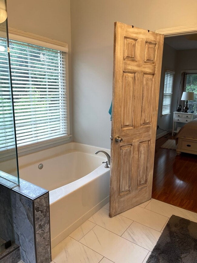 Building Photo - Chapel Hill Subdivision