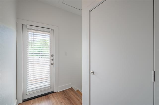 Building Photo - 6051 Ross Ave