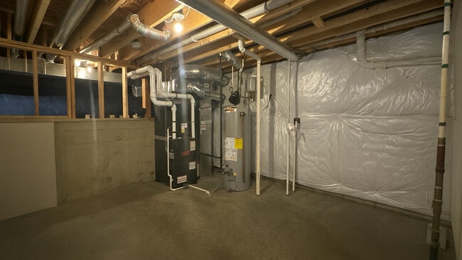 Building Photo - 1931 Wren Rd