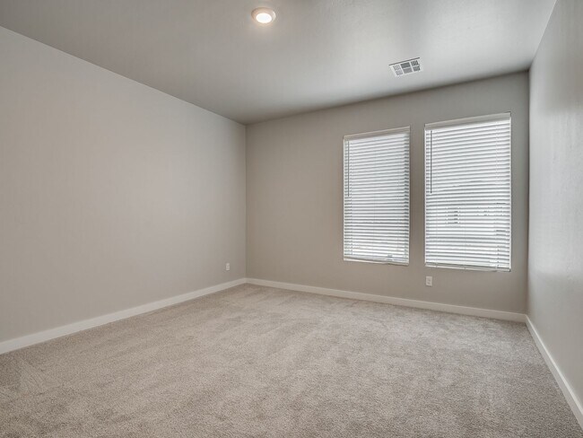 Building Photo - Beautiful New Construction Home in Edmond/Oklahoma City