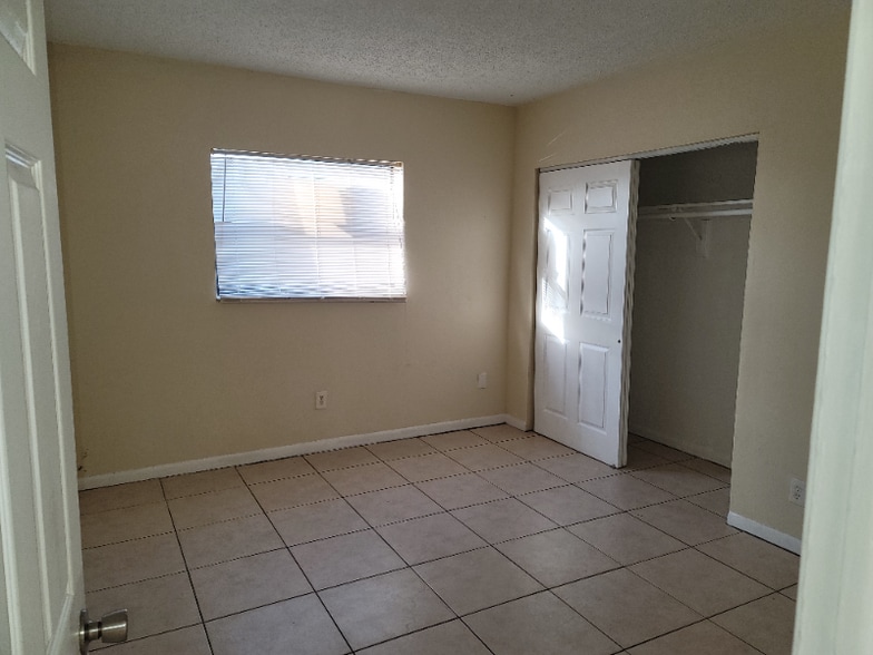 Building Photo - 7311 NW 37th St