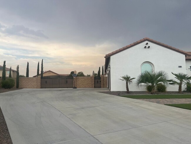 Building Photo - 19199 La Quinta Pl