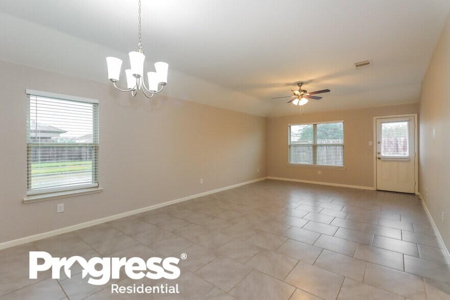 Building Photo - 1958 Bravos Manor Ln