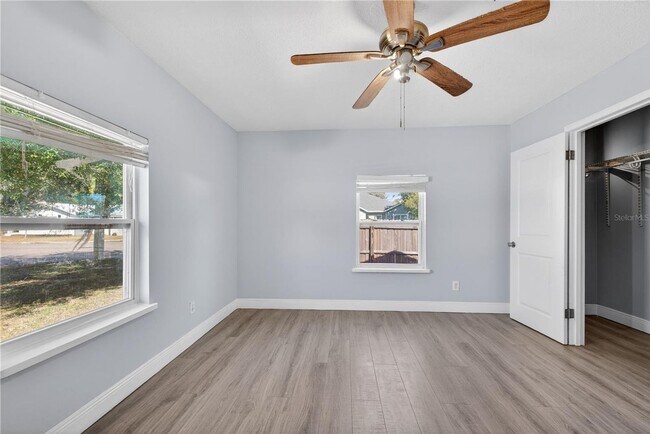 Building Photo - SINGLE FAMILY HOME IN DOWNTOWN KISSIMMEE! 3/2