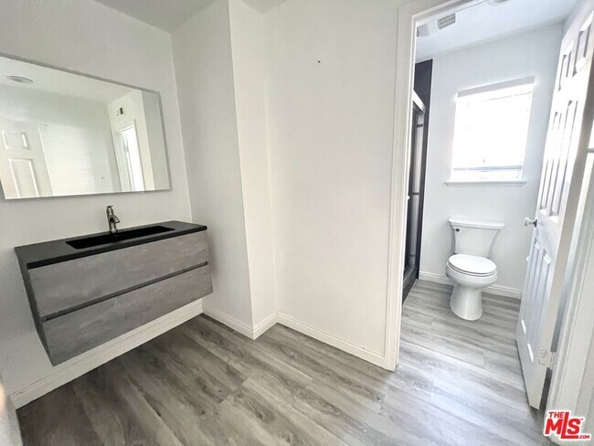 Building Photo - 18449 Buttonwood Ln