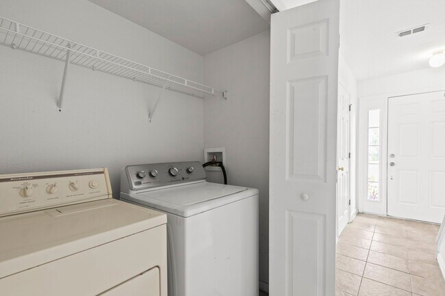 Building Photo - 3609 Fyfield Ct