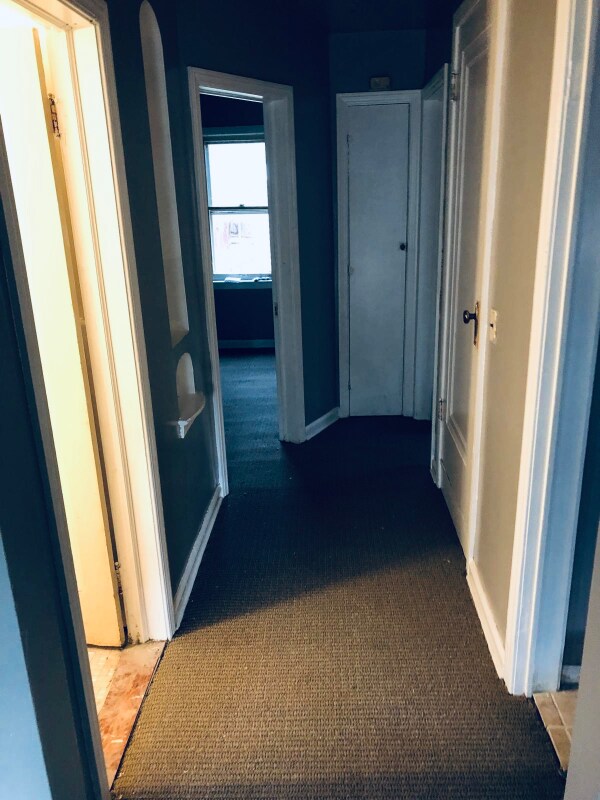 Building Photo - 13934 Montrose St