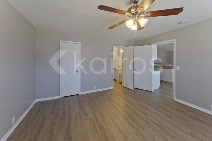 Building Photo - 1401 Alpine Dr