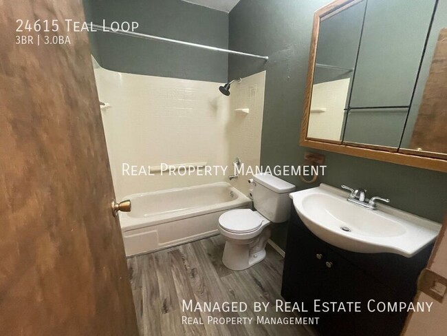 Building Photo - 24615 Teal Loop