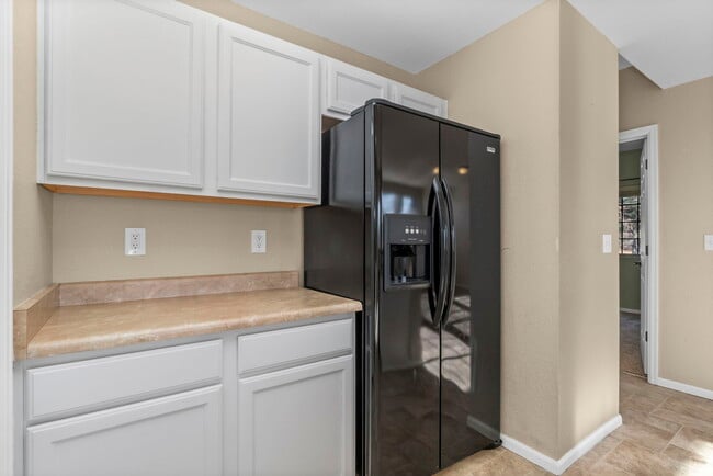 Building Photo - 2564 W 82nd Ln