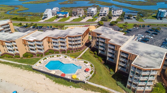 Building Photo - VillaZ Topsail Dunes 3102