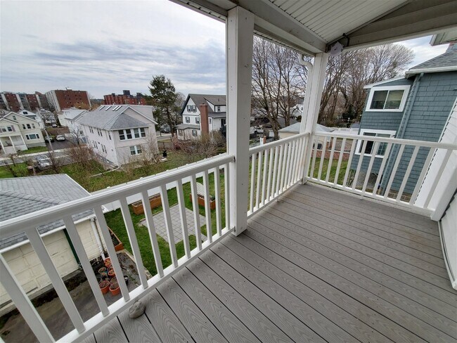 Building Photo - 22 5th Street Apt #2, Medford, MA 02155 - ...