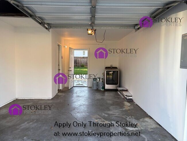 Building Photo - 1467 Cape Cod Way