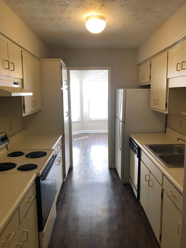 Building Photo - 1437 14th St