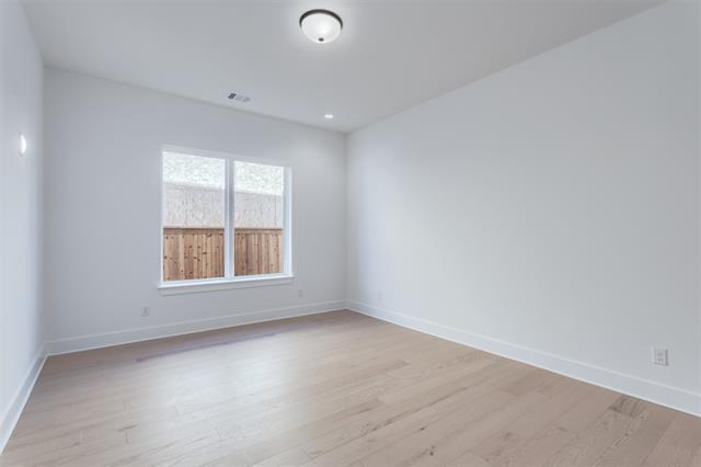 Building Photo - 10342 Great Days Dr