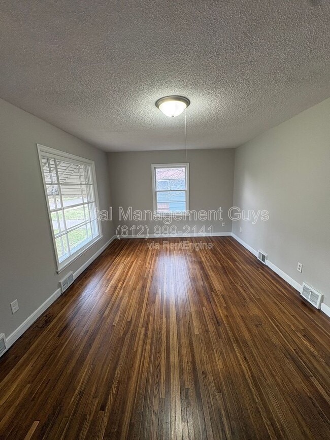 Building Photo - 4534 Zane Ave N