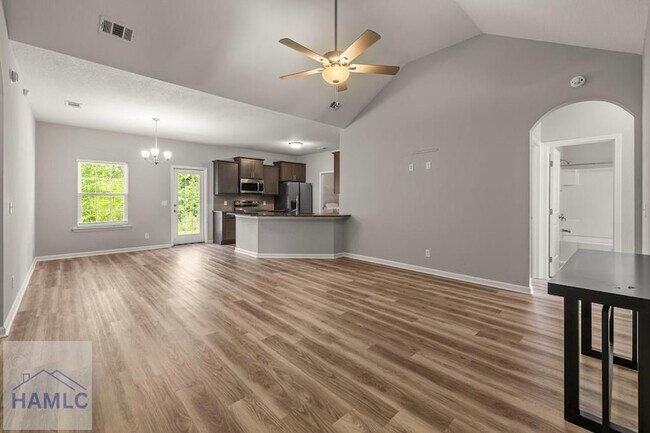 Building Photo - 266 Brightleaf Cir