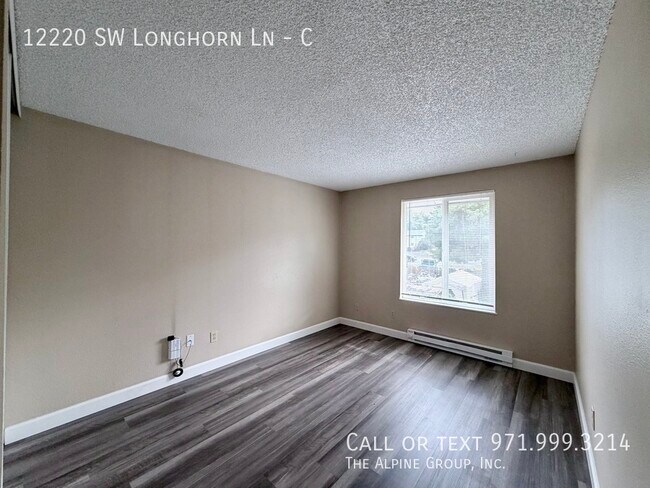 Building Photo - 12220 SW Longhorn Ln