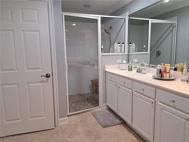 Building Photo - 11037 Harbour Yacht Ct