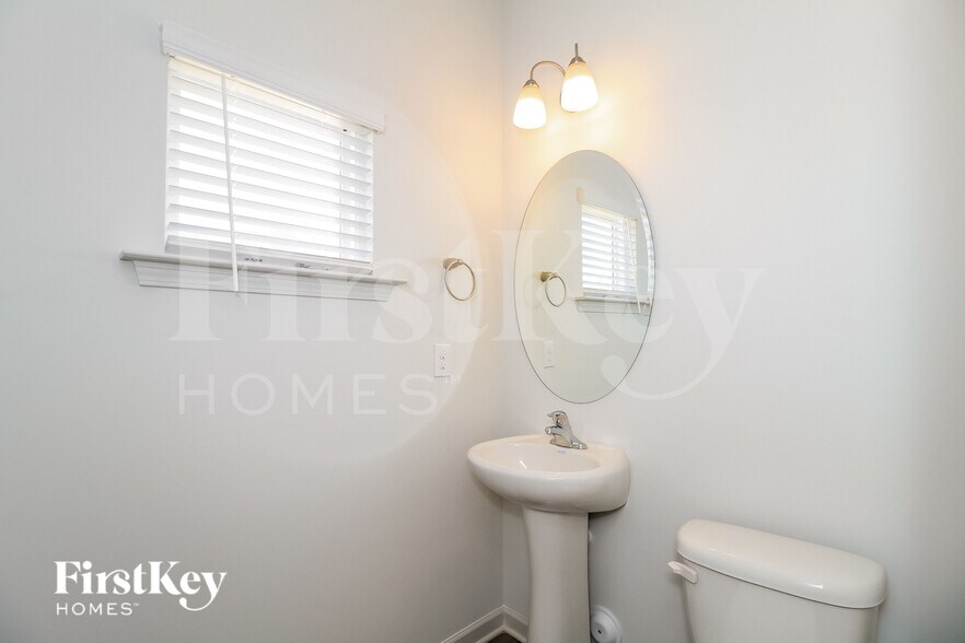 Building Photo - 6410 Beaver Pond Ct