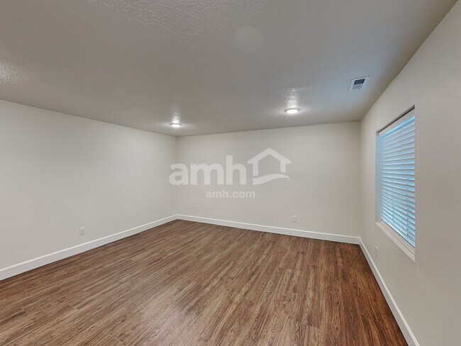 Building Photo - 7391 S Copper Rim Dr