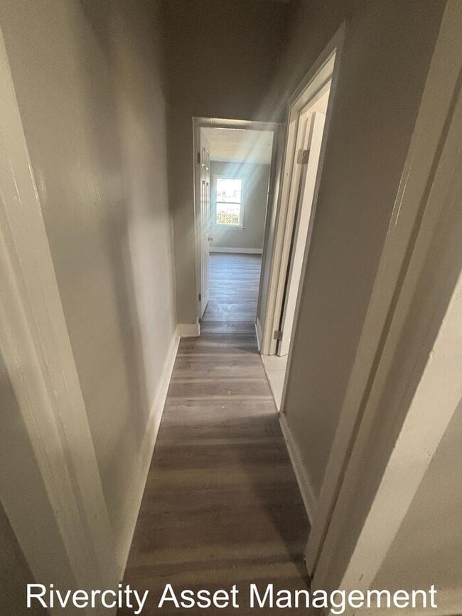 Building Photo - Cute Duplex For Rent!!!! Section 8 Welcomed !!!!