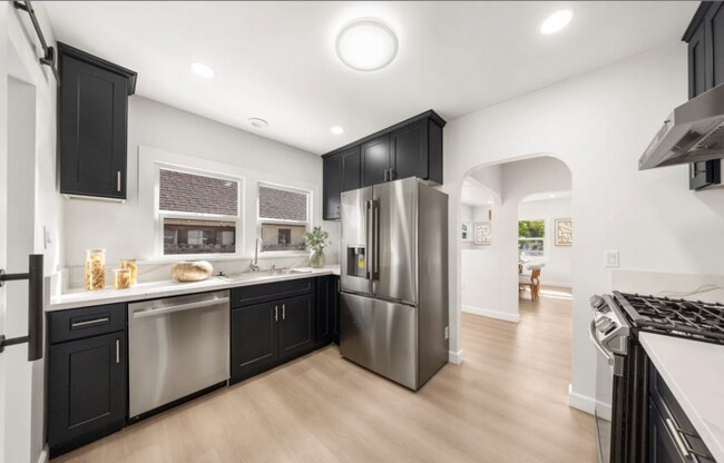 Building Photo - Fully Renovated Pasadena Bungalow — Brand New Interior, Huge Private Yard, 2-Car Garage