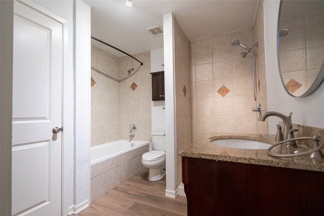 Building Photo - 2314 Ruth St