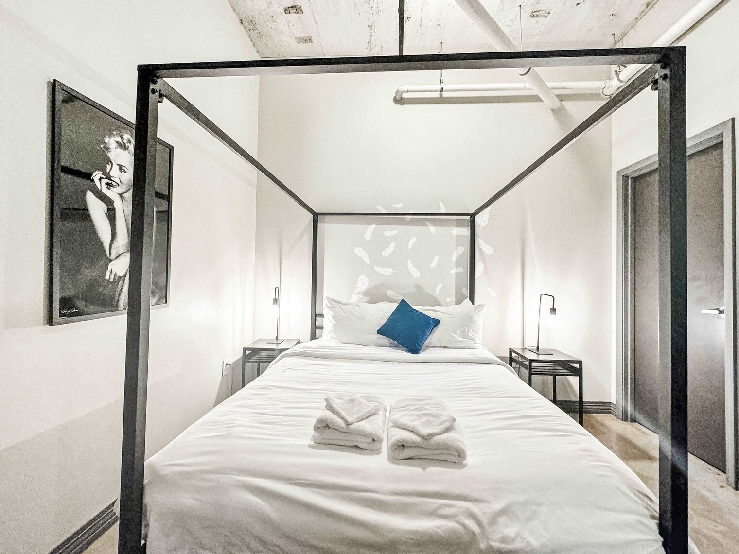 Building Photo - 555 Evergreen St