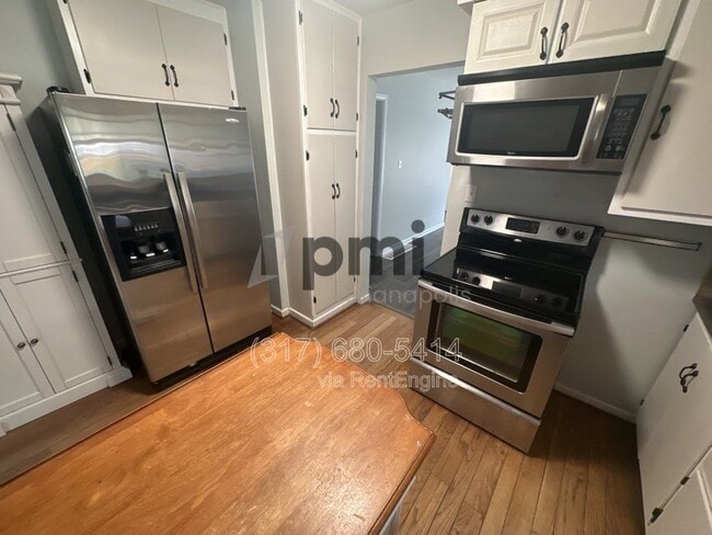 Building Photo - 7056 Caroline Ave