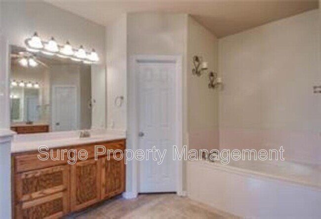 Building Photo - 500 Leatherman Dr