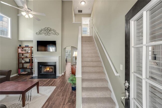 Building Photo - 2041 Greenhill Pass