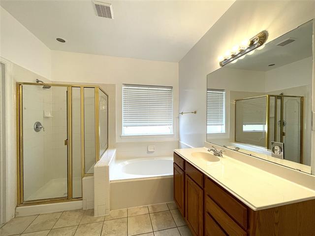 Building Photo - 4400 Avebury Dr