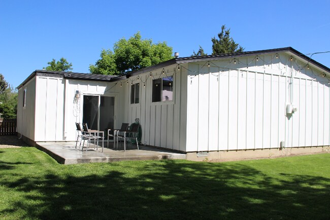 Building Photo - 2201 S Grant Ave