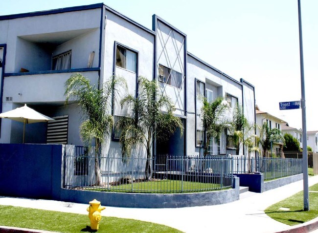 Primary Photo - Sylvan Apartments