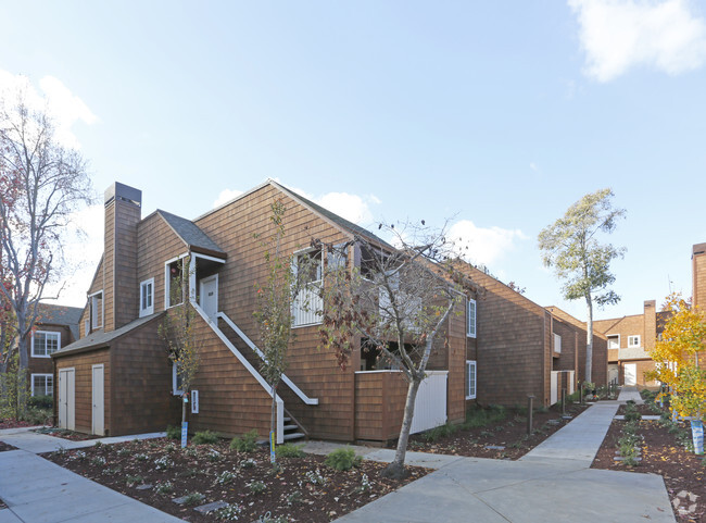 Building Photo - The Grove Garden Apartments