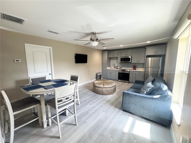 Building Photo - 3311 Cat Brier Tr