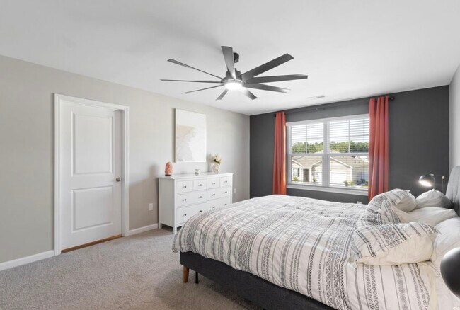 Building Photo - 124 Cassina Dr